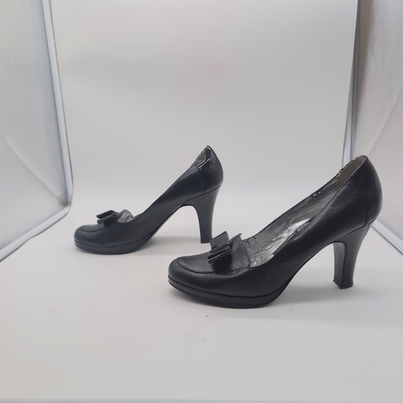 Naturalizer Mischief Sz 10 Bow Toe Black Women's Heels - Picture 5 of 9